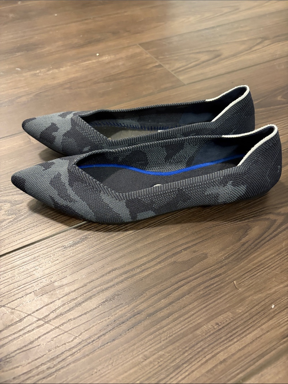 Rothy’s Retired The Point Camo Blue Gray size 9.5 - Picture 4 of 8